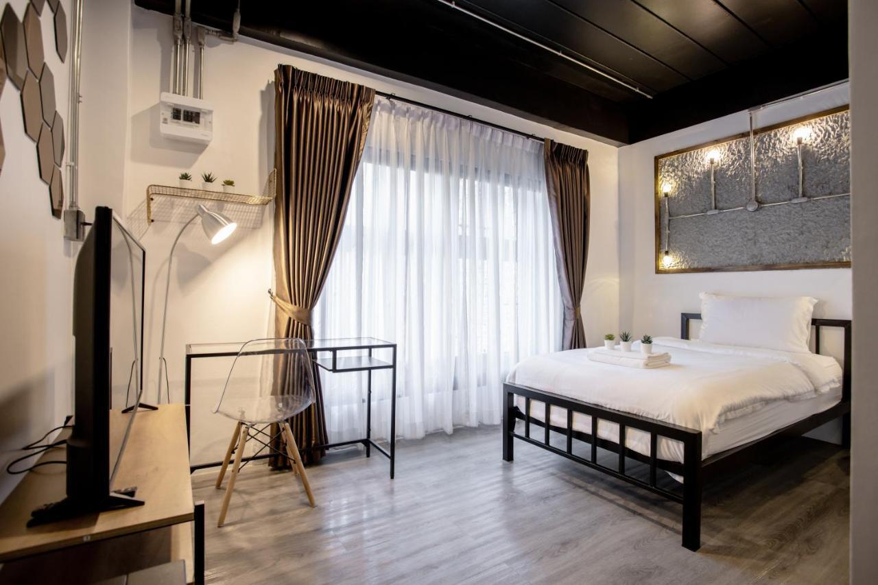 My Loft Hotel Sha Chiang Mai Exteriör bild